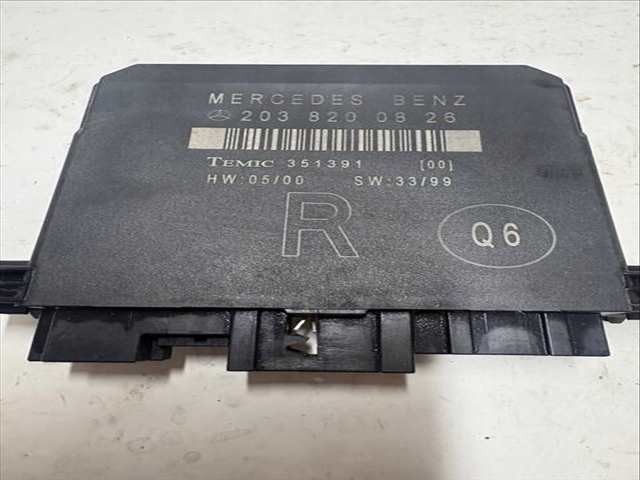 Centralita Motor ECU Mercedes Clase C 160 611962 BERLINA