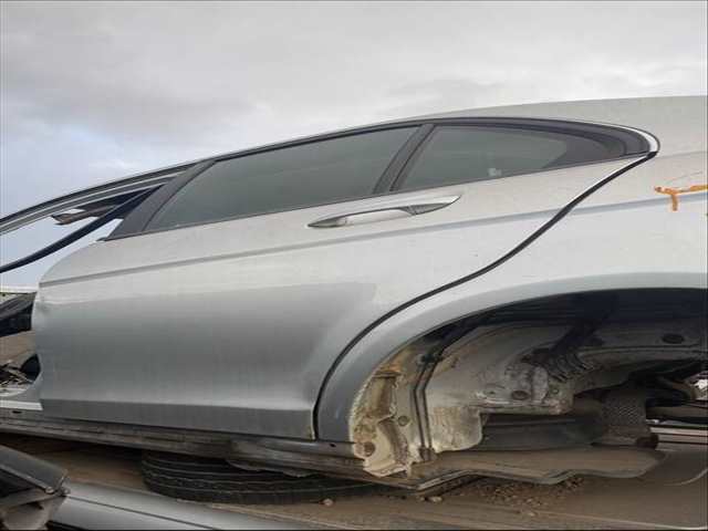 Puerta Trasera Izquierda Mercedes Clase C 160 646811 BERLINA