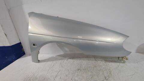 Aleta Delantera Derecha Renault Megane 1.6 16V LA00 LA04 LA0B LA11 LA16 LA19 LA1J LA1K ... 107CV