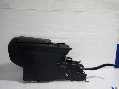 Consola Central Peugeot 3008 STYLE 114CV 84KW