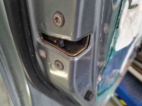 Foto 2ª: Cerradura Puerta Delantera Izquierda Toyota Rav4 PREMIUM 177CV 130KW [2AD] (2007)