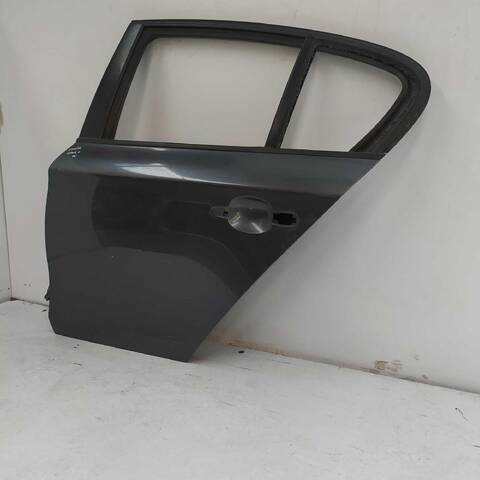 Foto 2ª: Puerta Trasera Izquierda Bmw Serie 1 114 118 D 143CV (2003)