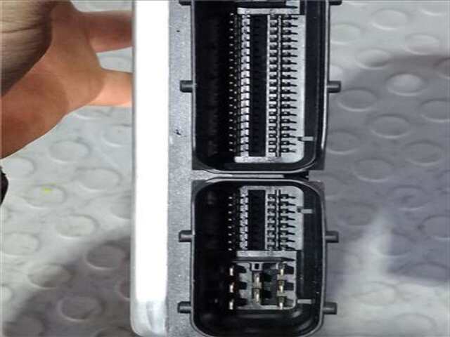 Foto 3ª: Centralita Motor ECU Audi Allroad 2.5 TDI (132KW) [2.5 LTR. - 132 KW V6 24V TDI] [AKE]