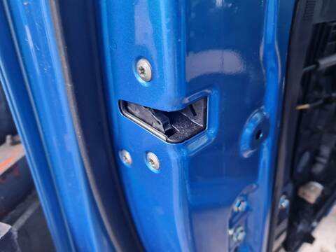 Cerradura Puerta Delantera Izquierda Hyundai i30 KLASS 95CV 70KW