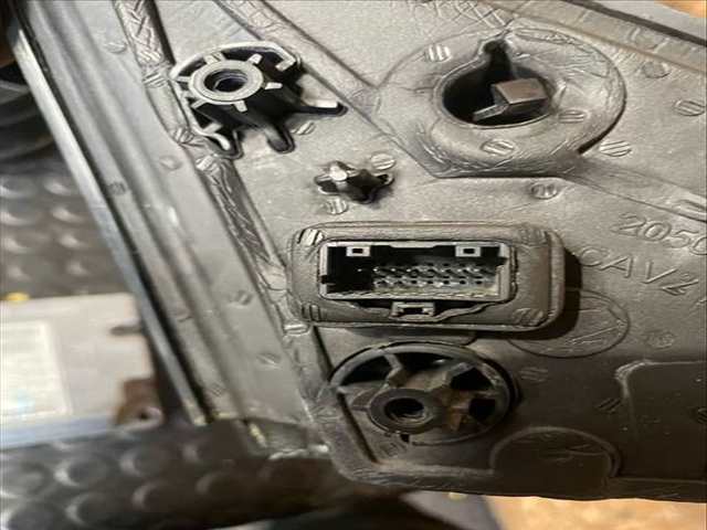 Foto 3ª: Retrovisor Izquierdo Renault Laguna AUTHENTIQUE 1 DCI DIESEL 110CV (2007)