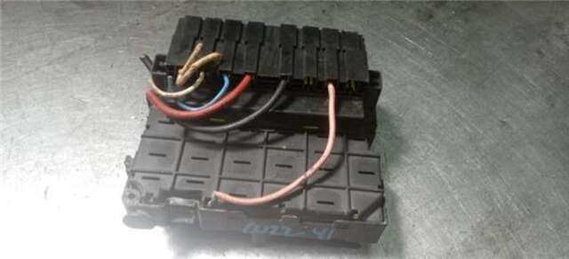 Foto 3ª: Caja Reles Fusibles Peugeot 206 1.4 16V [KFU (ET3J4)]