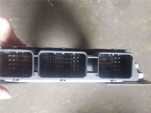 Foto 3ª: Centralita Motor ECU Citroen C4 1.6 HDI [9HX (DV6ATED4)]