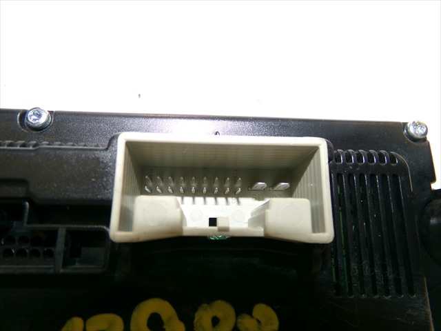 Foto 4ª: Mando Calefacción A. A. Skoda Octavia 1.6 TDI 105CV [CAY] (2012)