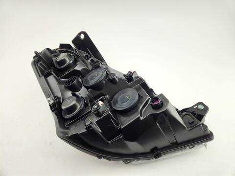 Foto 4ª: Faro Izquierdo Iveco Daily CABINA DOBLE 29 L... BATALLA 3450 146CV 107KW (2012)