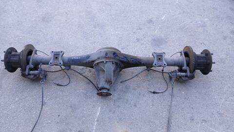 Puente Trasero Nissan Cabstar NT400 F24M) 28.12 32.12 35.12 F91AN)