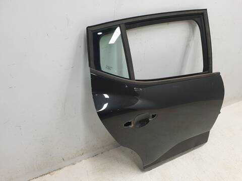 Foto 2ª: Puerta Trasera Derecha Dacia Sandero EXPRESSION (2022)