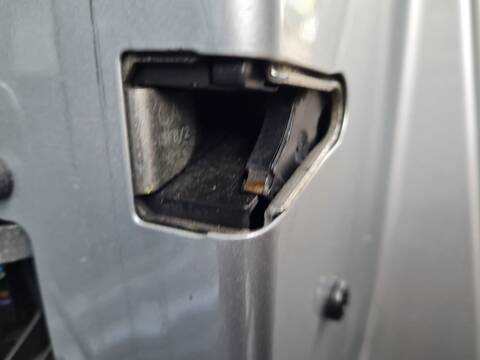 Cerradura Puerta Delantera Derecha Bmw X3 2.0D 177CV 130KW