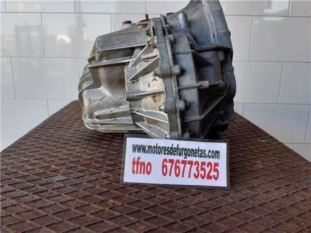 Foto 3ª: Caja Cambios Renault Trafic 2.5 29 CN COMBI6 ACRISTALADO PARCIAL [2.5 LTR. - 99 KW DCI DIESEL CAT]