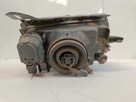 Foto 2ª: Faro Izquierdo Citroen Saxo 1.5 D X 57CV 42KW [VJZ] (1998)