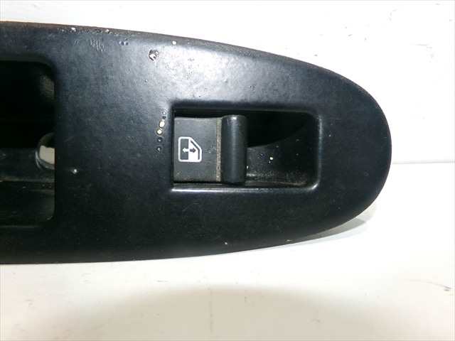 Foto 2ª: Botonera Elevalunas Alfa Romeo 159 1.9 JTD 2006-2011 RANCHERA [939A2000] (2006)