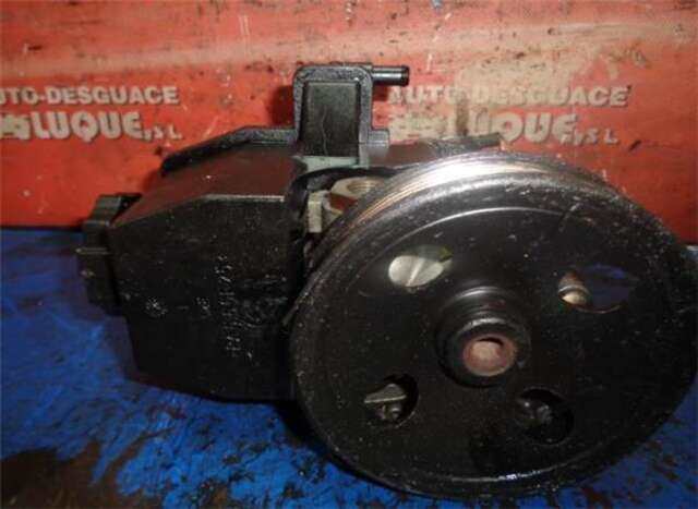 Bomba Servodireccion Mercedes Clase CLK 200 2.0 16V CAT 136CV 100KW (208.335) M111 E20 CAT