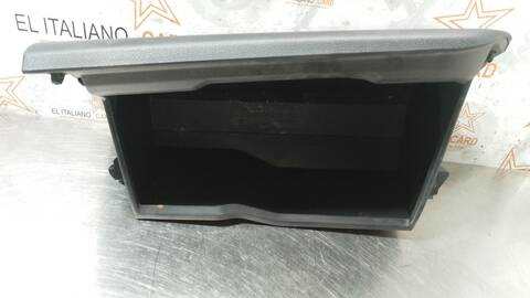 Foto 2ª: Guantera Toyota Auris HYBRID ACTIVE BUSINESS PLUS 136CV 100KW [2ZR] (2017)