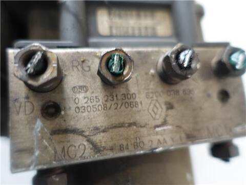 Foto 3ª: Abs Renault Megane 1.9 DCI BM0G CM0G) 120CV 88KW II BM0/1_ CM0/1_) [F9Q 800] (2003)