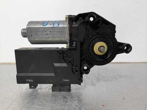 Foto 4ª: Elevalunas Eléctrico Delantero Izquierdo Peugeot 307 XT 109CV 80KW [NFU] (2001)