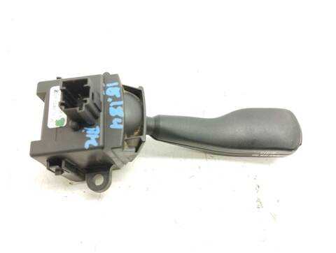 Foto 4ª: Mando Multifuncion Bmw Serie 3 315 2.0 16V DIESEL CAT BERLINA 136CV 100KW [20 4D 1 D] (1998)