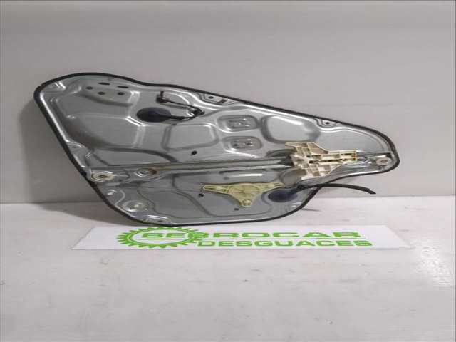 Foto 3ª: Elevalunas Manual Trasero Izquierdo Hyundai i30 1.6 CRDI 90CV [D4FB] (2007)