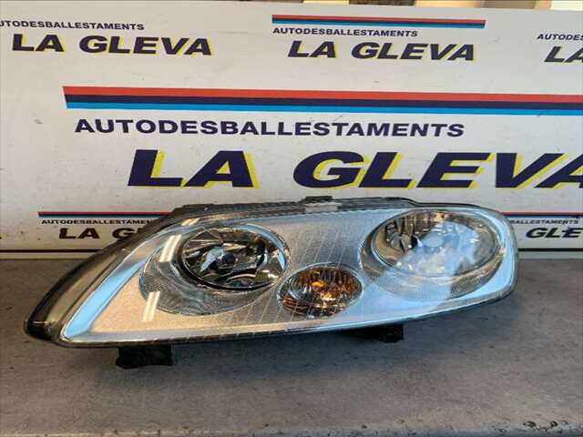 Faro Izquierdo Volkswagen Touran 1.9 TDI 105CV/77KW 0CV