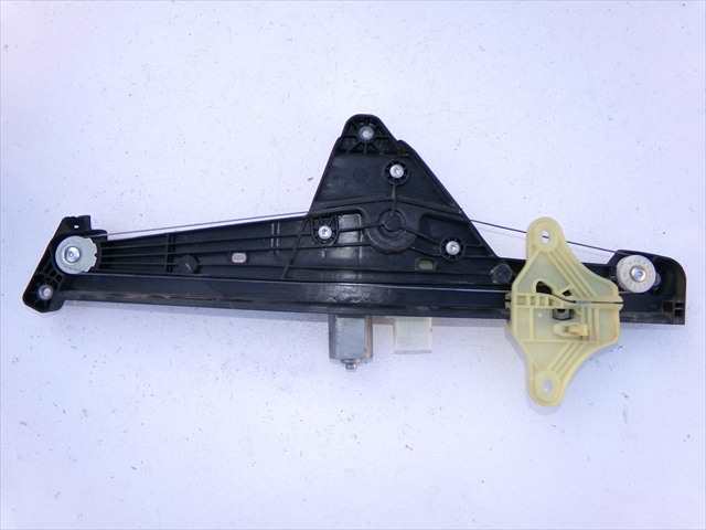 Foto 2ª: Elevalunas Eléctrico Delantero Derecho Renault Clio 1.0 G 2023-2026 [H4DF4] (2024)