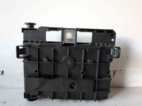 Foto 2ª: Caja Reles Fusibles Citroen C5 G8DA BERLINA (2010)