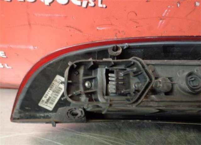 Foto 3ª: Piloto Trasero Derecho Opel Corsa 1.0 [Z 10 XEP]