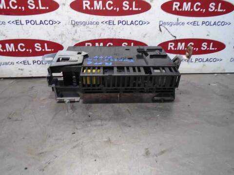Caja Reles Fusibles Mercedes Clase E 180 E 220 CDI 211.008) BERLINA 170CV 125KW