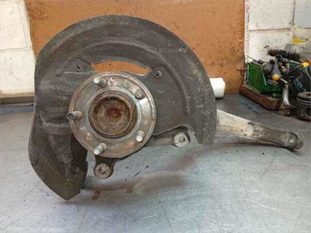 Foto 2ª: Mangueta Delantera Izquierda Jaguar S Type 2.7 V6 DIESEL CLASSIC [2.7 LTR. - 152 KW V6 DIESEL CAT] (2002 _)
