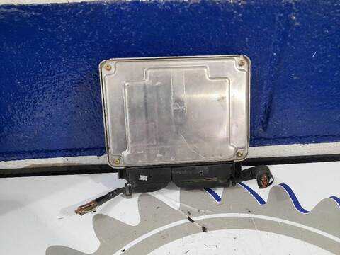 Foto 2ª: Centralita Motor ECU Seat Leon 1.9 TDI 90CV [AGR] (1999)
