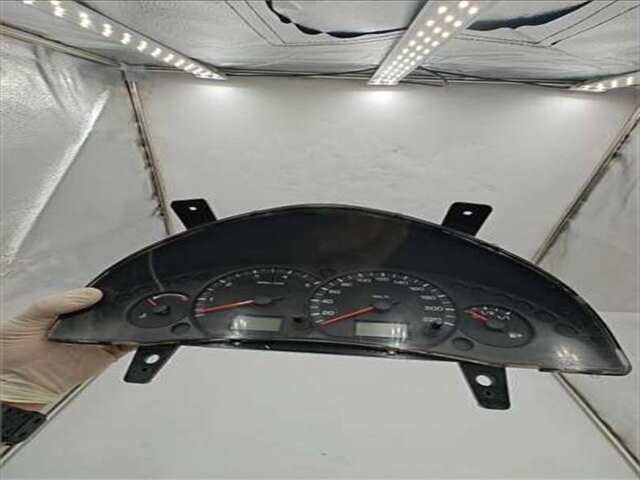 Foto 2ª: Cuadro de Instrumentos Ford Transit 1.8 FURGÓN LARGO FT 230L [1.8 LTR. - 55 KW TDDI TURBODIESEL CAT] CONNECT (TC7)(2002 _)