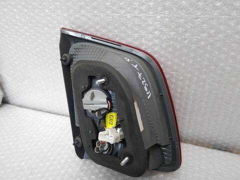 Foto 3ª: Piloto Trasero Derecho Kia Sorento CONCEPT 2WD 150CV 110KW [D4HA] (2011)