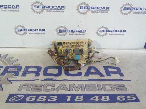 Caja Reles Fusibles Toyota Avensis 1.8 16V CAT 129CV