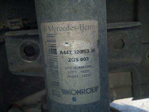 Foto 2ª: Amortiguador Delantero Derecho Mercedes Vito 109/111 CDI LANG 447.703) 114CV 84KW [622951] (2015)