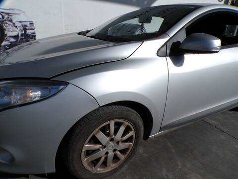 Aleta Delantera Izquierda Renault Megane K4M858 III COUPE