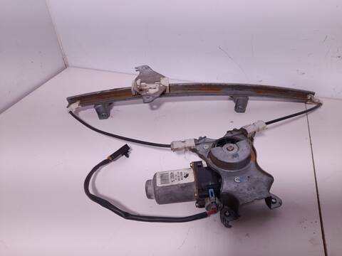 Foto 4ª: Elevalunas Eléctrico Delantero Izquierdo Nissan Primera GX BERLINA A E) 75CV 55KW FAMILIAR [CD20] (2001)