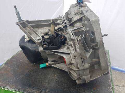 Foto 2ª: Caja Cambios Renault Megane 1.6 16V BM0C CM0C) 113CV 83KW II BM0/1_ CM0/1_) [K4M760] (2004)
