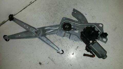 Elevalunas Eléctrico Delantero Derecho Renault Laguna 95CV 70KW