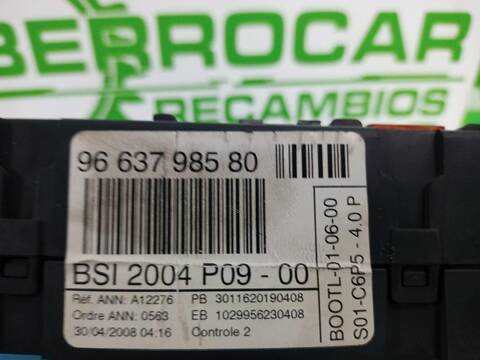 Foto 3ª: Caja Reles Fusibles Citroen C4 1.6 16V HDI 90CV [9HXDV6ATED4] (2004)