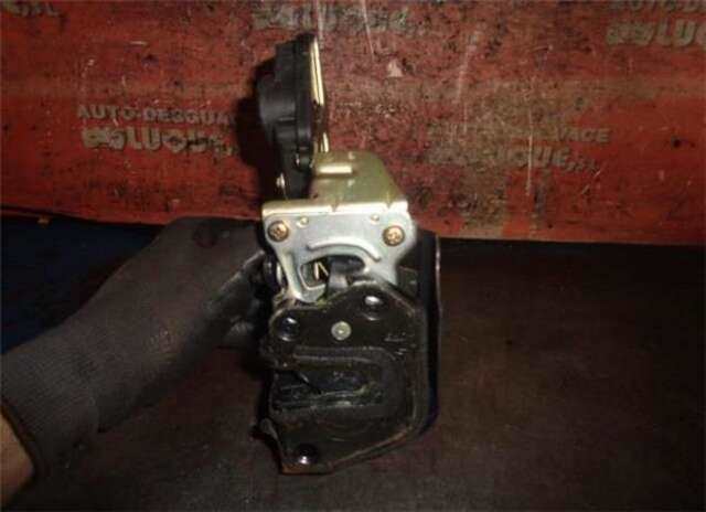 Foto 2ª: Cerradura Puerta Trasera Izquierda Hyundai Tucson 2.0 CRDI [D4EA]