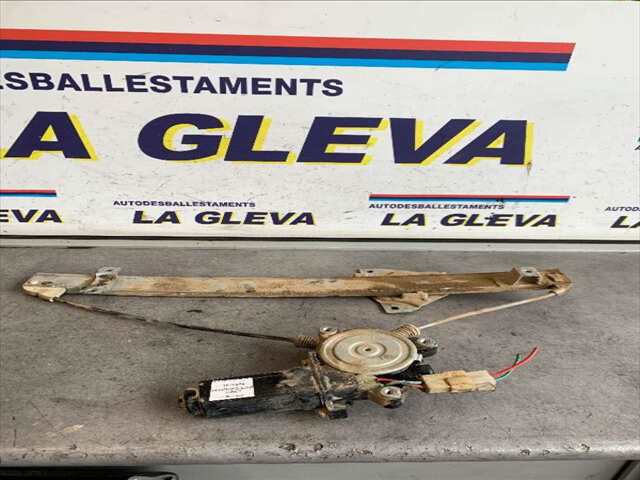 Elevalunas Manual Trasero Derecho Mitsubishi Montero 2.8 TDI 125CV 0CV