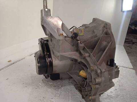 Foto 3ª: Caja Cambios Ford Focus 1.6 16V CAT BERLINA 101CV 74KW [FYDB] (2002)