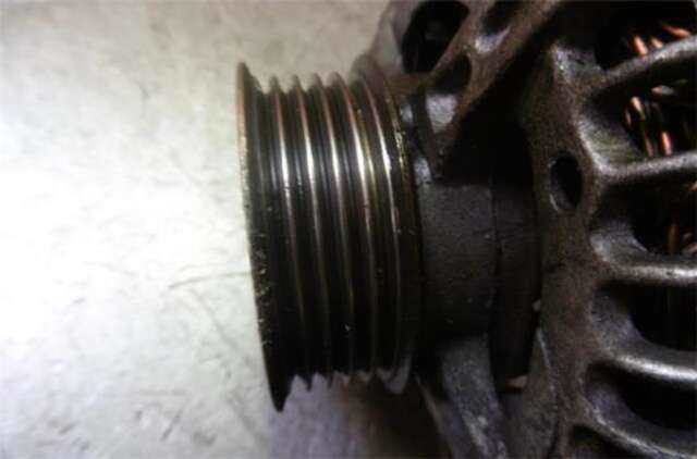 Foto 2ª: Alternador Ford Escort 1.8 TD (69CV) [RVA]
