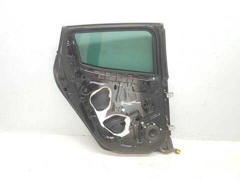 Foto 3ª: Puerta Trasera Izquierda Renault Clio SOCIETE (2016)