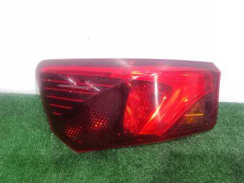 Piloto Trasero Izquierdo Toyota Avensis 1.8 ZRT271_) 147CV 108KW