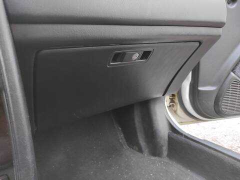 Guantera Honda Civic D15Z8