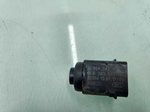 Foto 2ª: Sensor de Aparcamiento Mercedes Clase ML 320 3.0 CDI W164) 224CV 165KW 164.122) [OM642940] (2005)