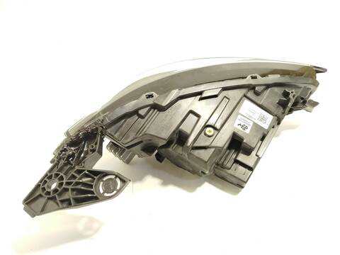 Foto 4ª: Faro Izquierdo Opel Corsa 1.2 68) 101CV 74KW